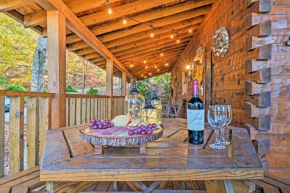 Grin N Bear It Cabin with Hot Tub and Fire Pit!